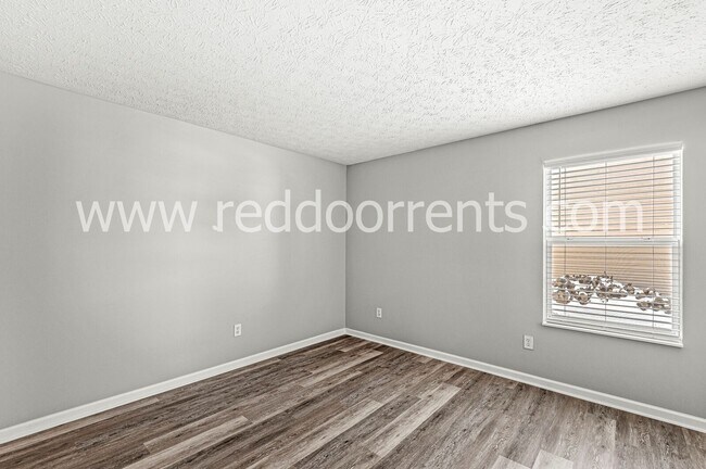 Building Photo - Schedule your showing today!