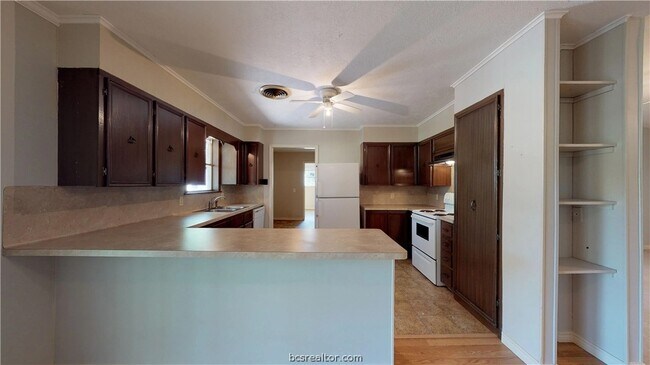 Building Photo - 4814 Afton Oaks Dr