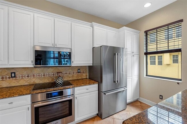 Building Photo - 6012 Yeats Manor Dr