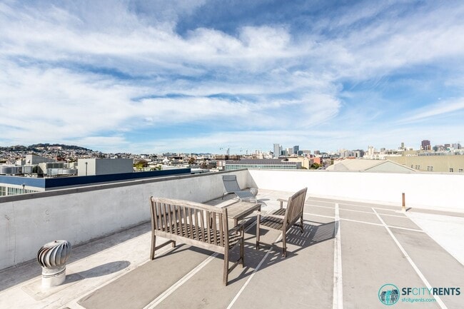 Building Photo - Mission District: Top Floor Loft w/ Roof Deck, Parking & W/D in unit