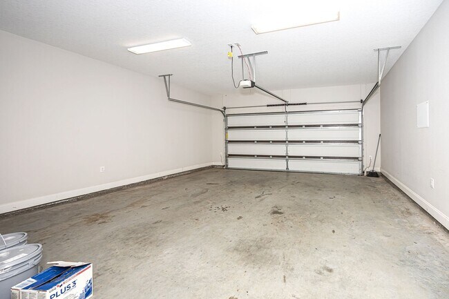 Building Photo - Rental in Landon Green Subdivision