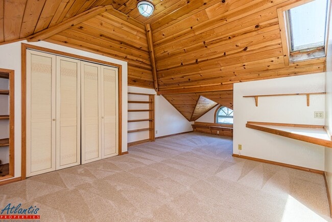 Building Photo - Lovely Home | Desirable Location