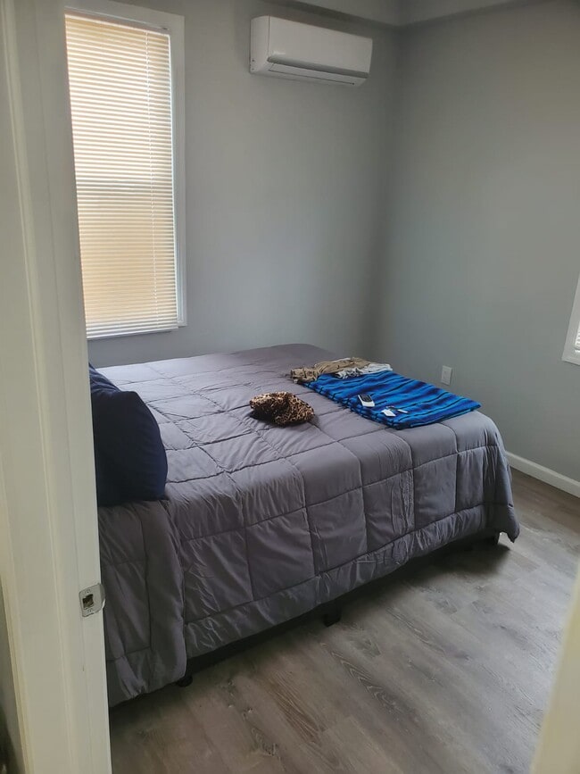 Building Photo - 124 Mill Rd