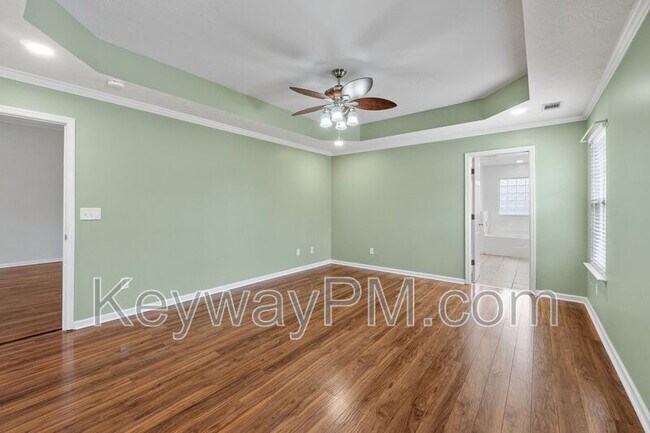 Building Photo - 435 St Julian Pl