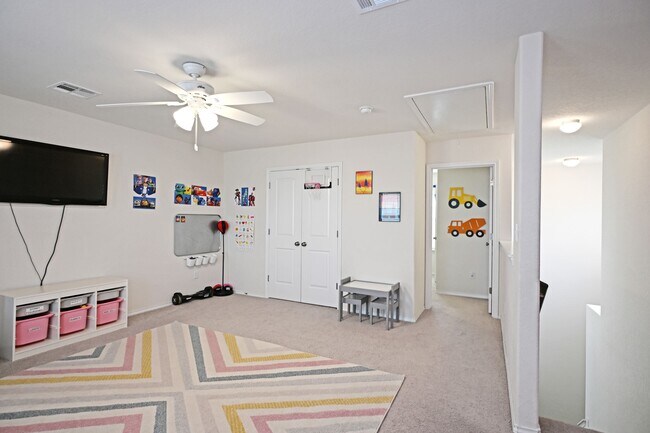Building Photo - 138 Buttercup Bnd