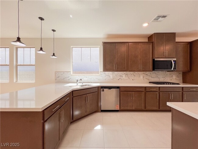 Building Photo - 12470 Madison Pk Pl