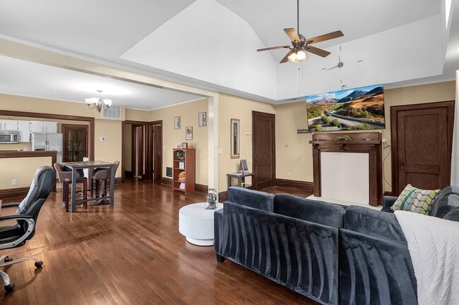 Building Photo - 366 Berkeley Rd