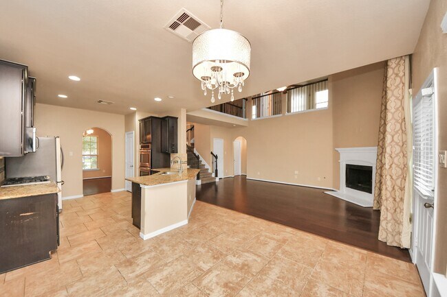 Building Photo - 25619 Anvil Iron Ln