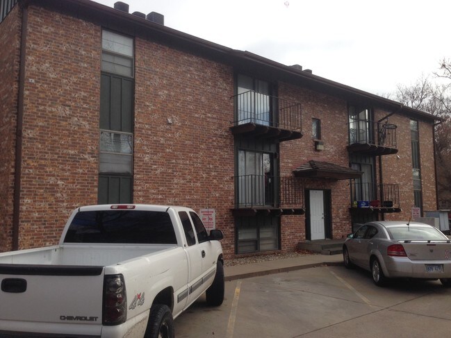 Primary Photo - 1113 Bertrand St