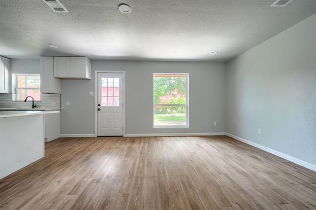 Building Photo - 2325 San Medina Ave