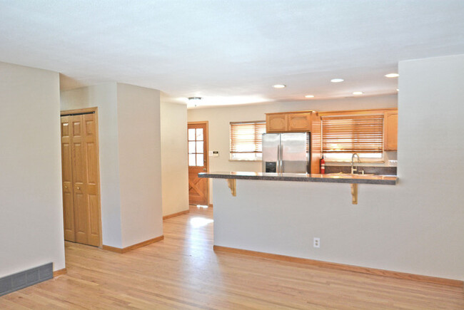 Building Photo - Arvada West Remodeled Ranch 4 bd, 3 bath