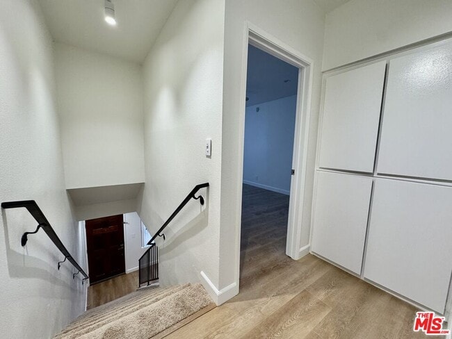 Building Photo - 1010 4th St