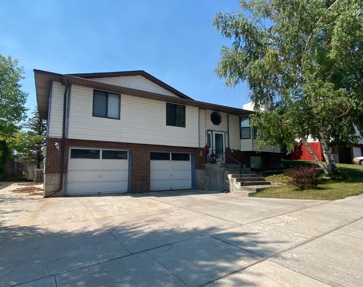 Building Photo - 207 Holbrook Ct