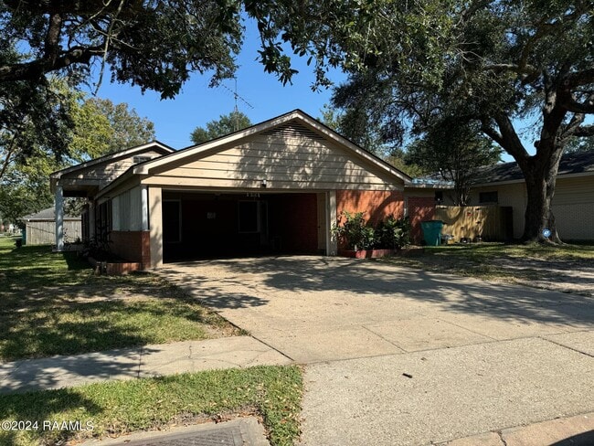 Building Photo - 1519 Jasmine Dr