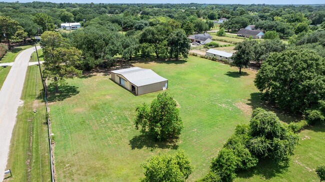 Building Photo - 21503 Fones Rd