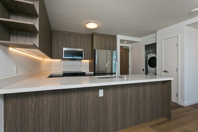 Building Photo - 1515 Liona St