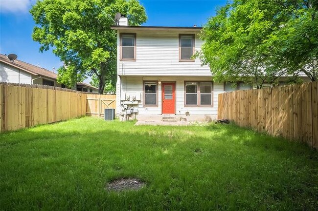 Building Photo - 14203 Sussman Ct
