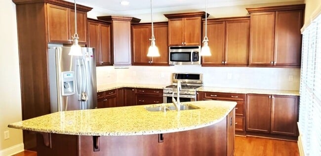 Building Photo - Coming Soon! Location! Location! Beautiful townhouse in a quiet neighborhood in West Cary off of ...