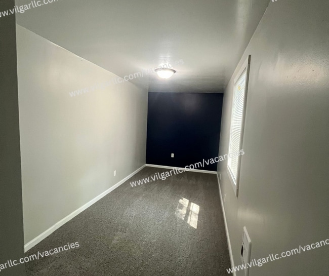 Building Photo - This stunning 4 Bedroom, 1 Bath home in Gary, IN