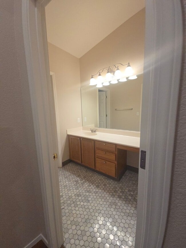 Building Photo - Love Where You Live! Beautiful 3-Bd Home in North Reno Available Now!