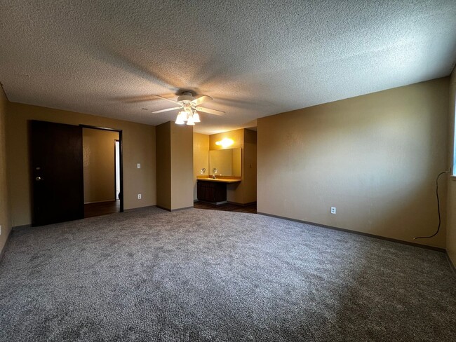 Building Photo - Non-Refundable & Security Deposit Total: $...