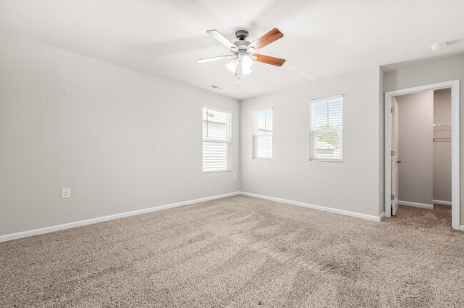 Building Photo - 4008 Passenger Pl