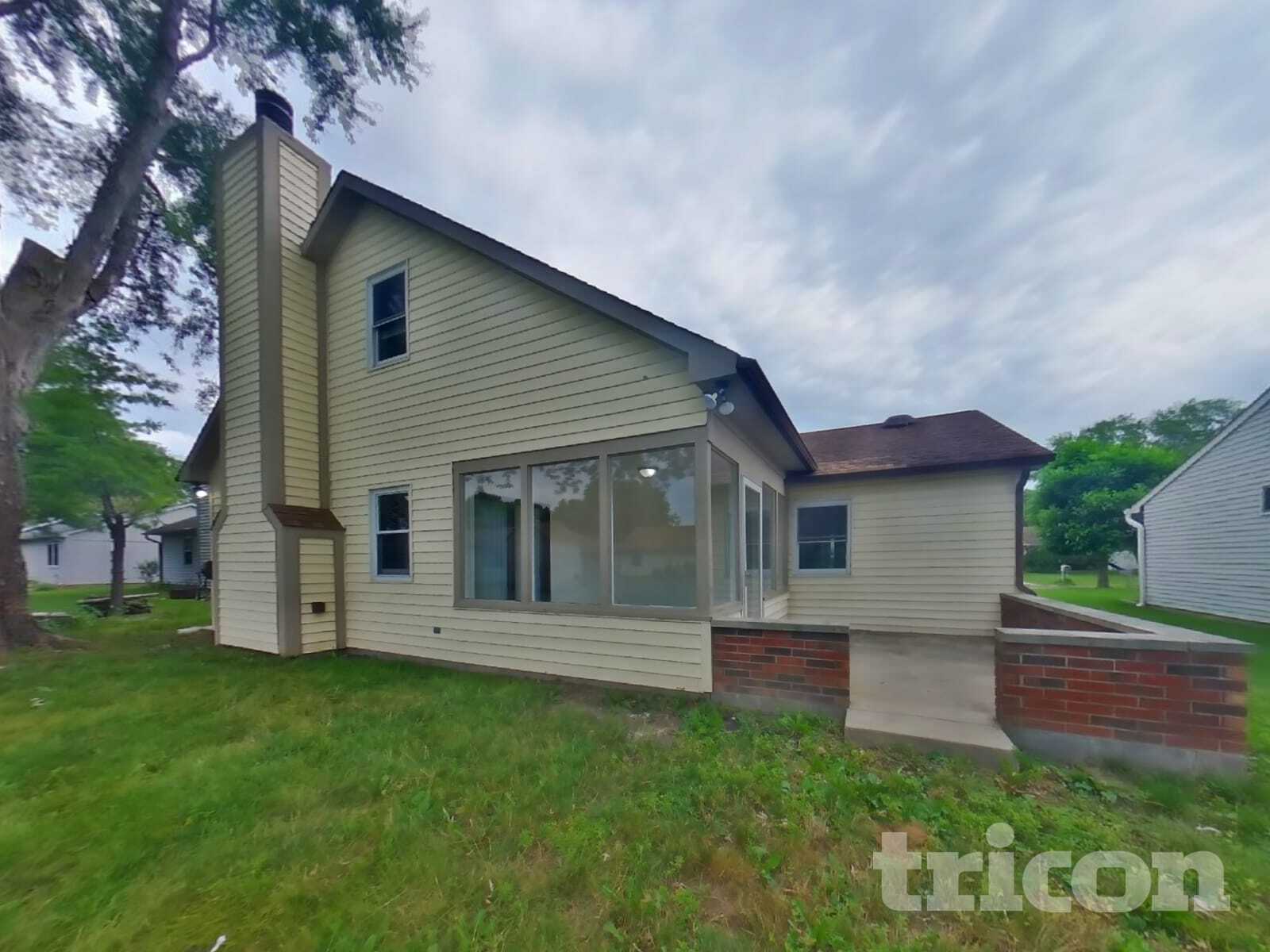 Building Photo - 5220 Tamarisk Ct