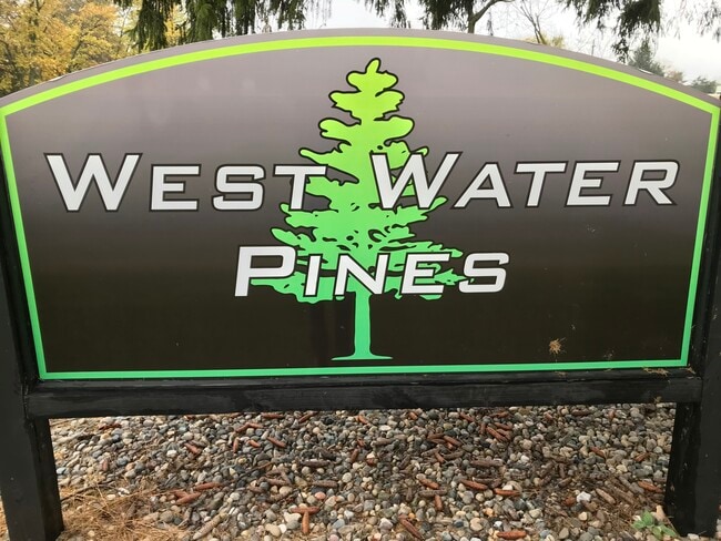 Building Photo - 3758 W Water St