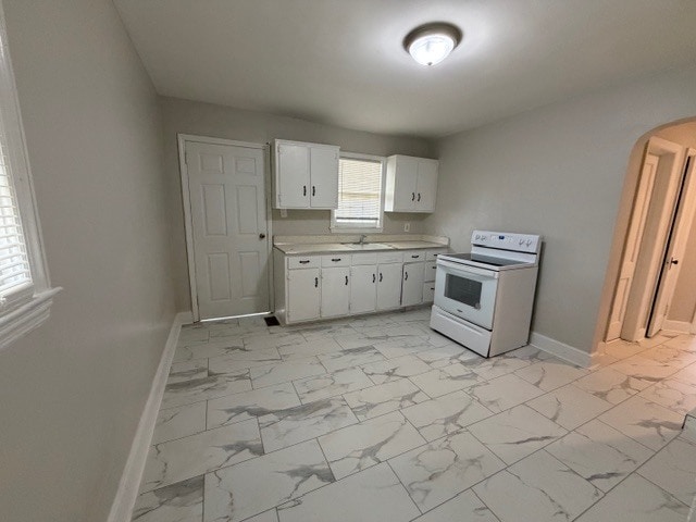 Building Photo - 3806 Wooddale Ln