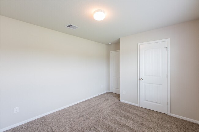 Building Photo - 29311 Dunns Creek Ct