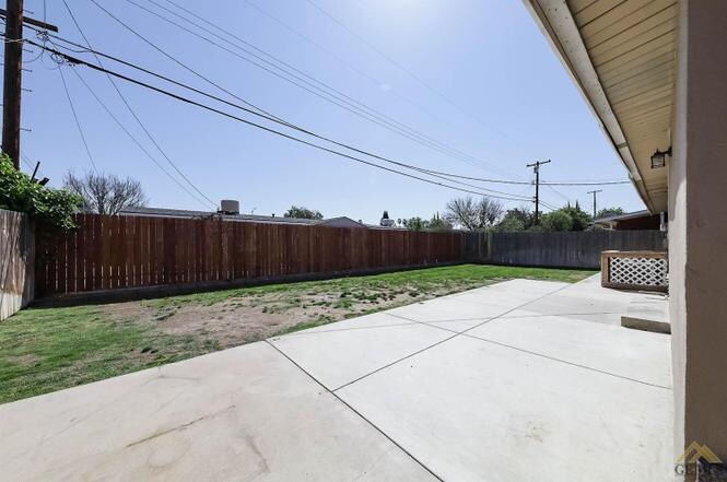 Building Photo - 132 Morrison St