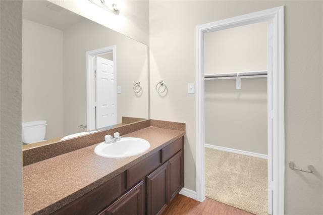 Building Photo - 5416 Del Rey Dr