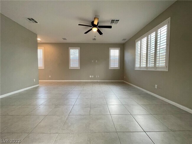Building Photo - 354 Mezzaforte St