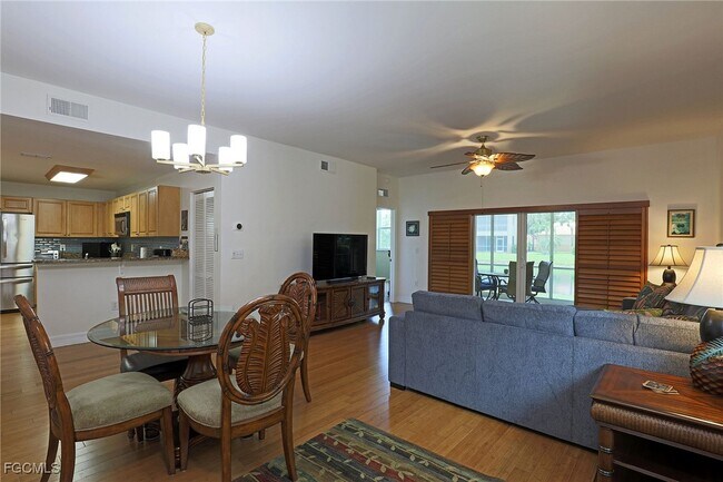 Building Photo - 15460 Bellamar Cir