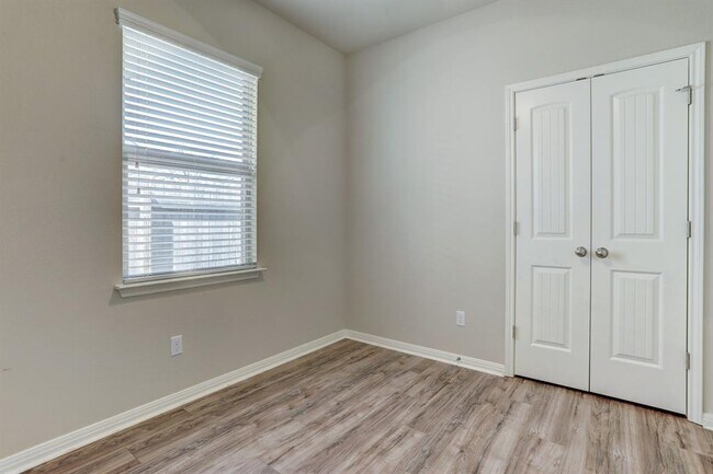 Building Photo - 4524 Esper Ln
