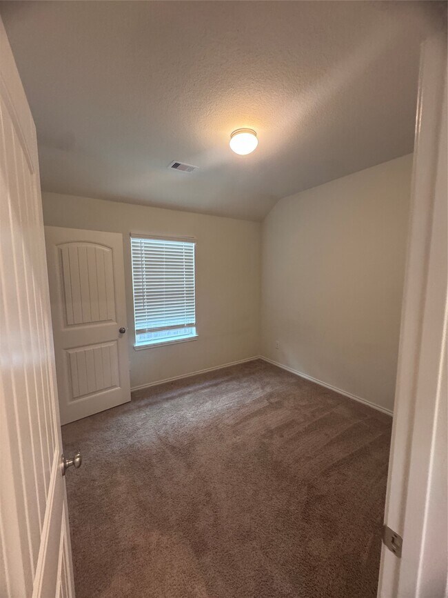 Building Photo - 737 Montclair Mist Ln