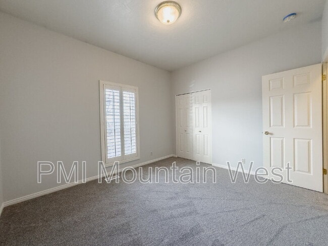 Building Photo - 1123 S 1500 E