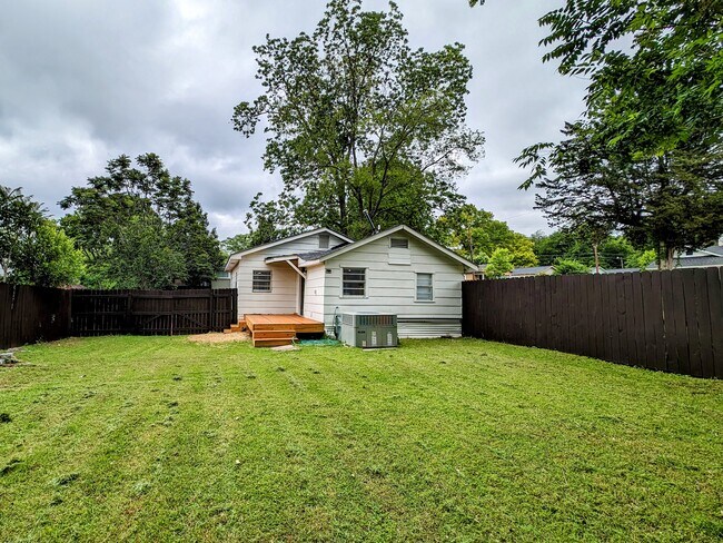 Building Photo - 520 48th St S