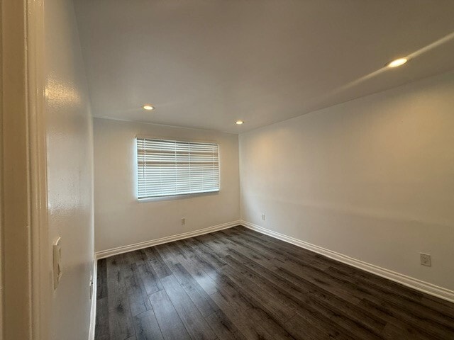 Building Photo - 237 E Anaheim St