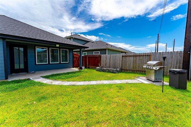 Building Photo - 31714 Brandon Ml Trl