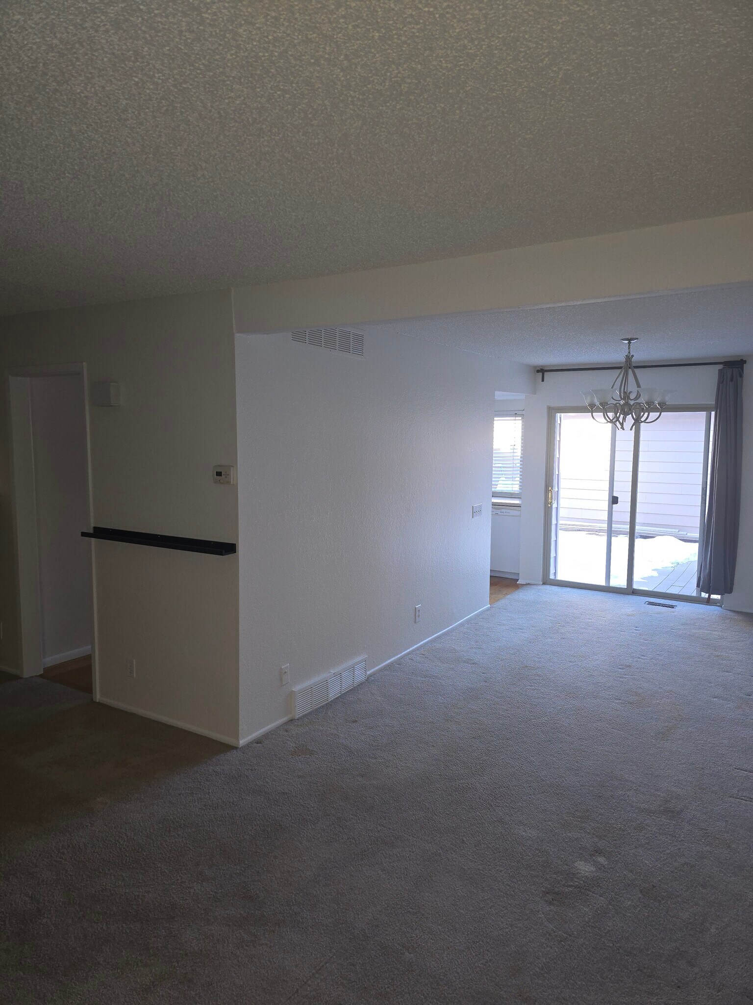 Building Photo - 3770 S Mission Pky