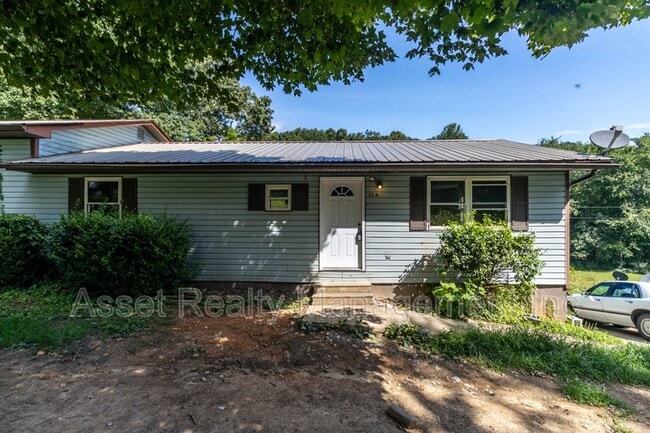 Primary Photo - 221 Pattie Gap Rd