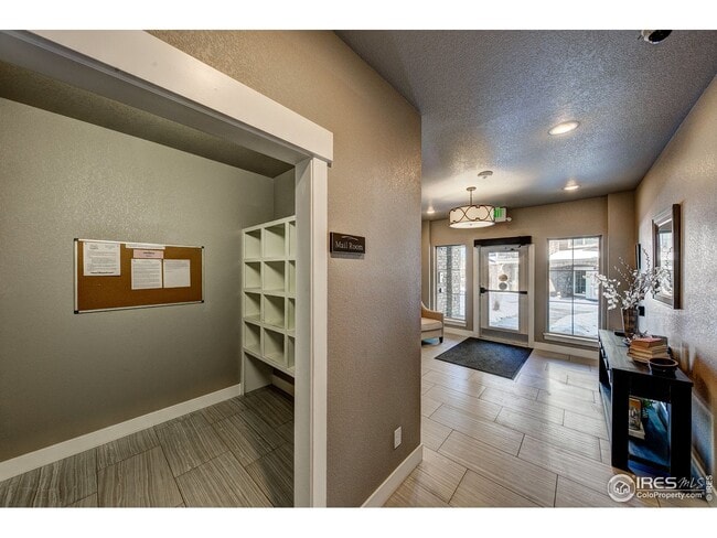 Building Photo - 4662 Hahns Peak Dr