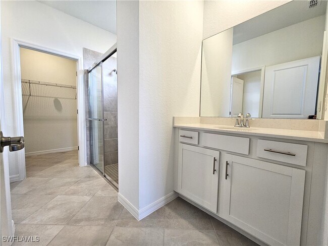 Building Photo - 2167 Dragonfruit Wy