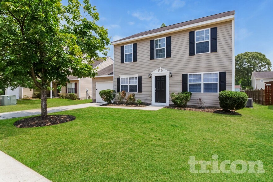 Primary Photo - 521 Halleck Ln