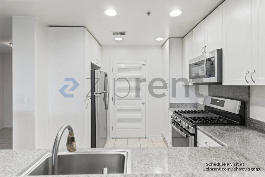 Building Photo - 3901 Lick Mill Blvd