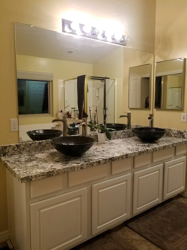 Building Photo - 2148 E Rio Vistoso Ln