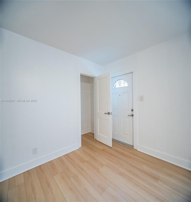 Building Photo - 1500 NW 3rd Ave