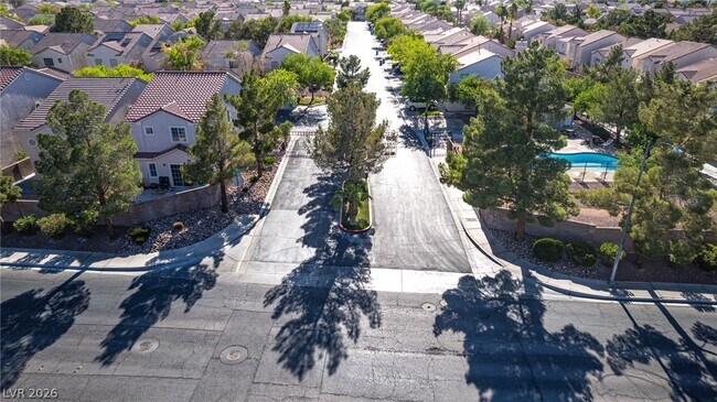 Building Photo - 5532 Cactus Thorn Ave