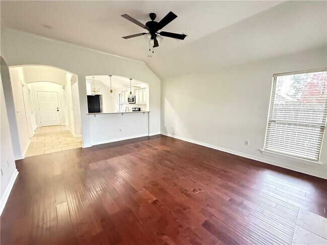 Building Photo - 3031 N Bentley Ridge